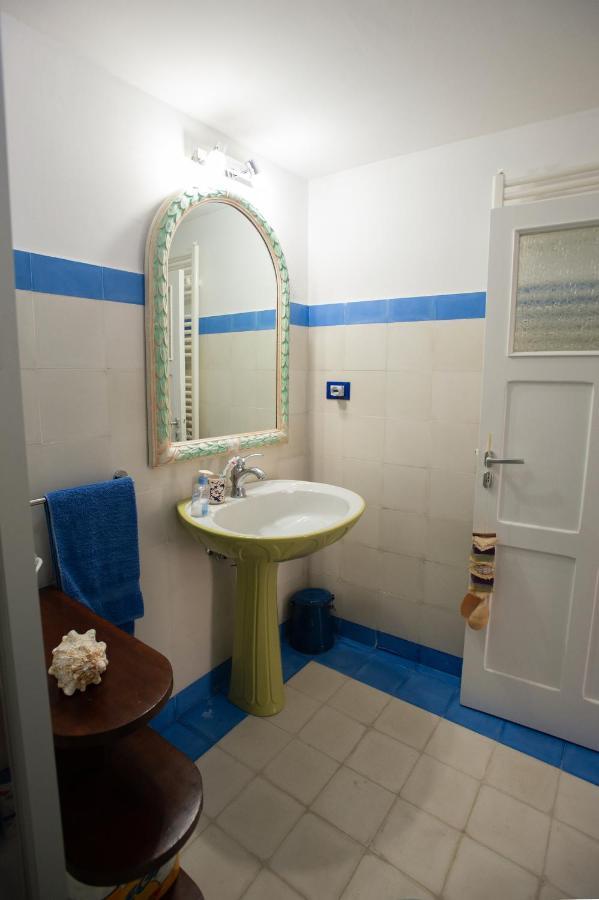 La Casa Nel Vico Apartment Маритима Екстериор снимка